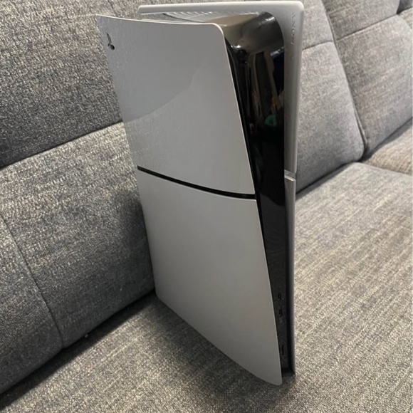 Ps5 digital edition - Picture 1 of 8